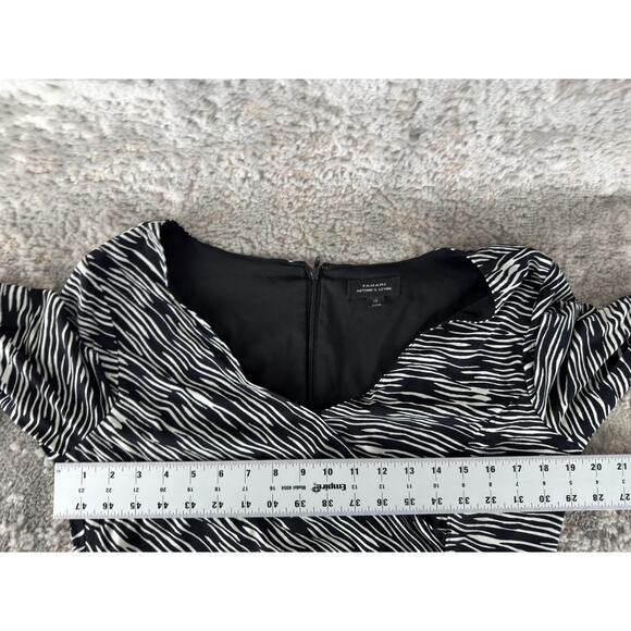 Tahari Size 10 Faux Wrap Mini Dress Black White V Neck Lined Pullover Lined - Picture 5 of 9